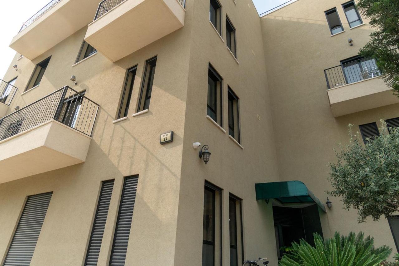 Nahal Oz 33 Aparthotel Bat Yam Ngoại thất bức ảnh