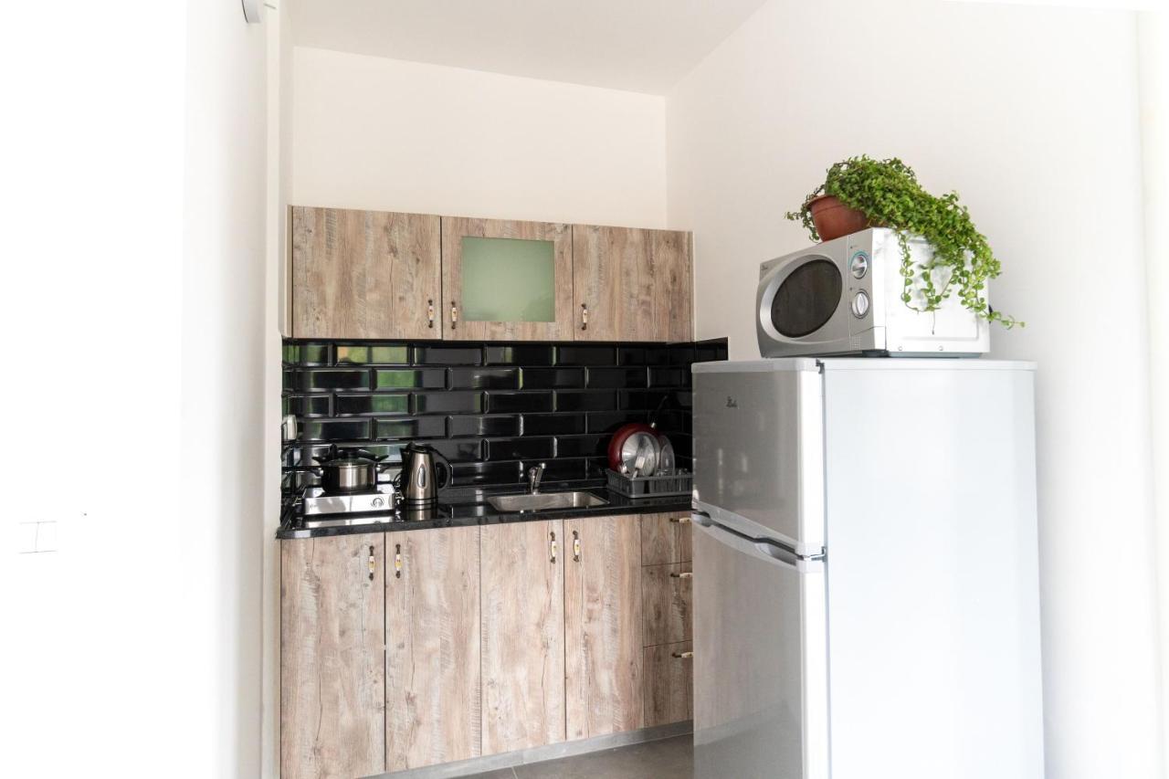 Nahal Oz 33 Aparthotel Bat Yam Ngoại thất bức ảnh