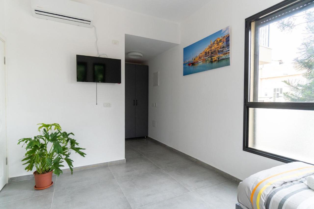 Nahal Oz 33 Aparthotel Bat Yam Ngoại thất bức ảnh