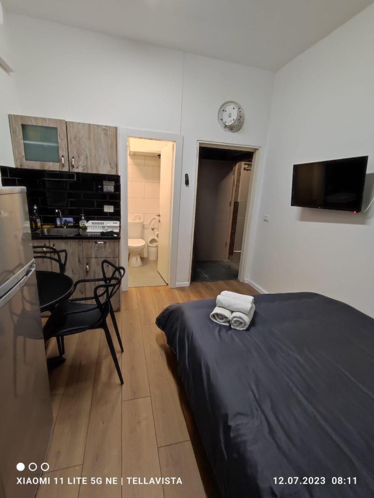 Nahal Oz 33 Aparthotel Bat Yam Ngoại thất bức ảnh