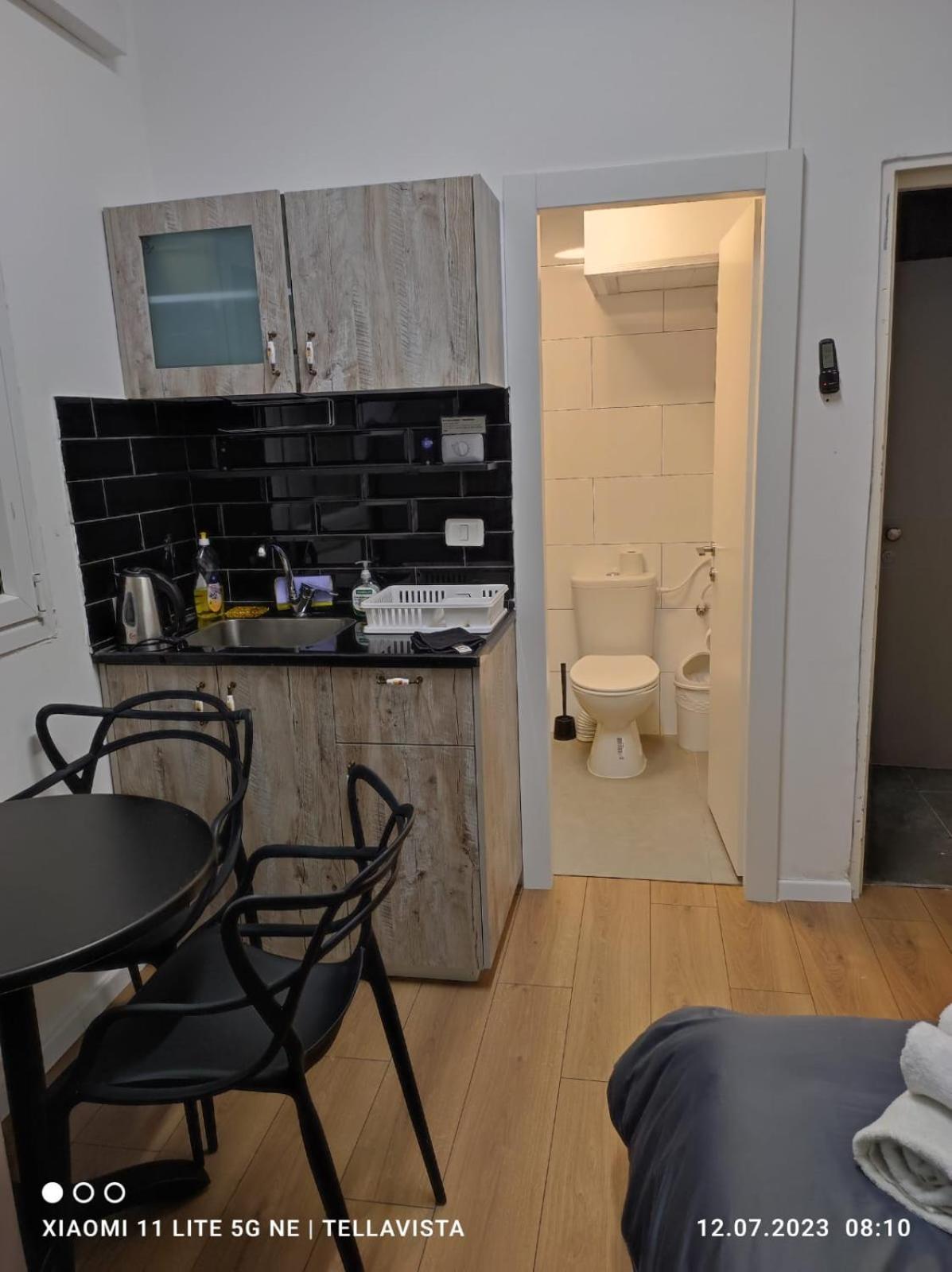 Nahal Oz 33 Aparthotel Bat Yam Ngoại thất bức ảnh